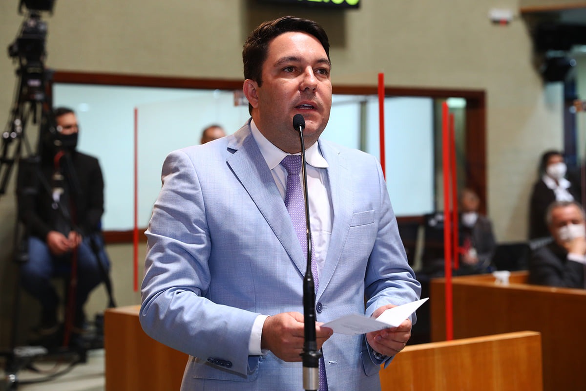 PSB garante Bruno Lamas na disputa à reeleição na Assembléia Legislativa, Givaldo Vieira como pré-candidato à Câmara Federal, Márcia Lamas à frente da Executiva na Serra