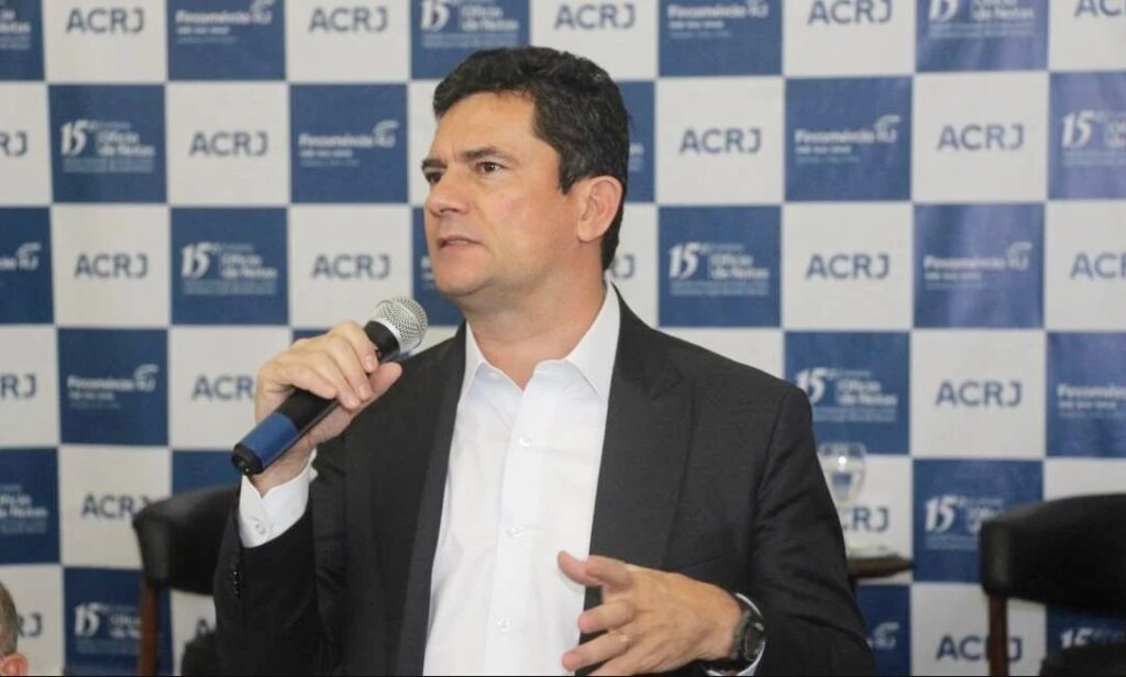 Sergio Moro admite desistir de disputa à Presidência da República
