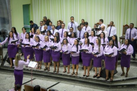 Assembleia de Deus de Pinheiros comemora 11º aniversário do grupo Átrios, com muito louvor e adoração. 4